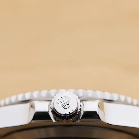 New Rolex Submariner Mens 40mm Black Dial Watch With Box - Picture 6 of 6